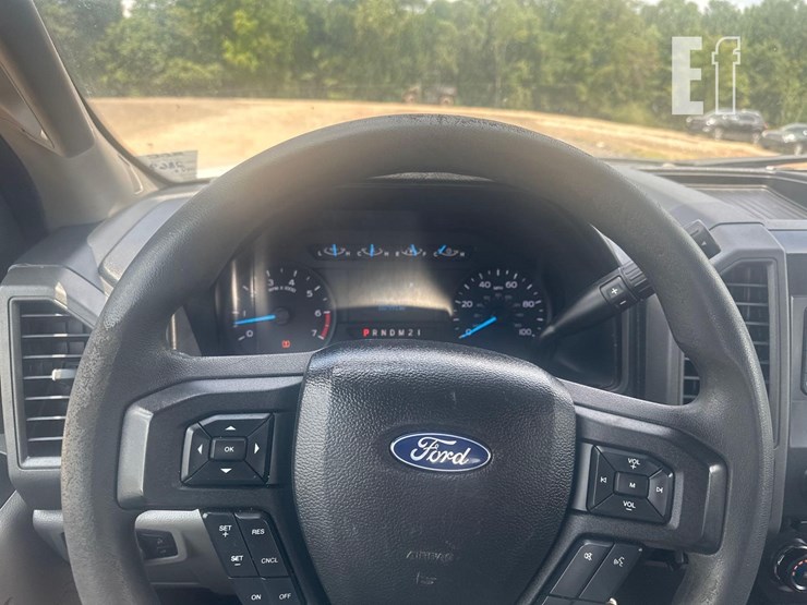 2017-ford-f350-xl-image-27