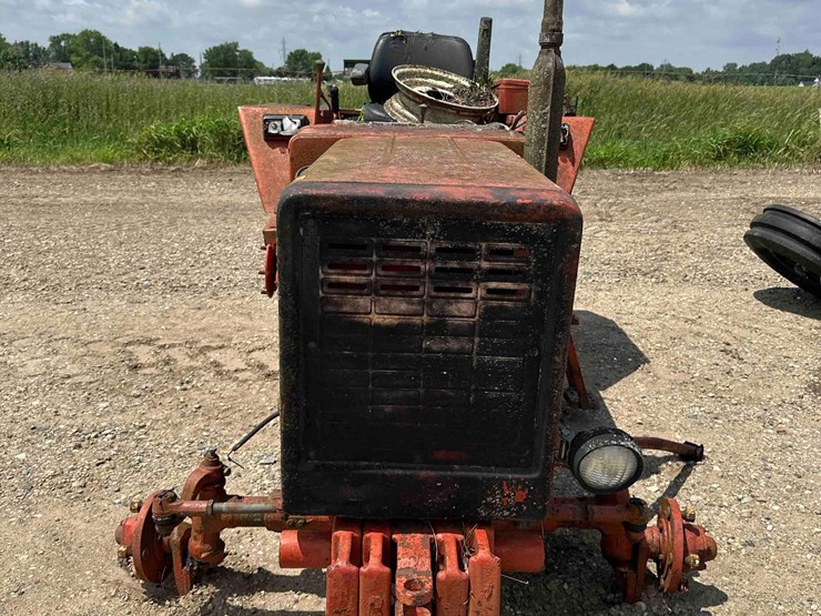 10803---belaruse-nortrac-250a-parts-tractor-(sn#-563816)-image-2