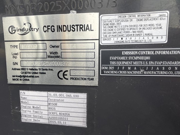 #113-•-cfg-industrial-excavator-w/-enclosed-cab-image-8