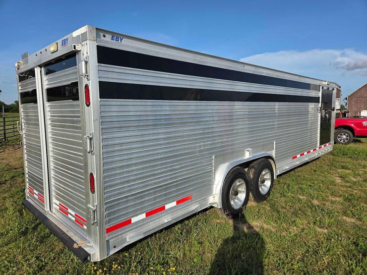2017-8'x24'-eby-aluminum-livestock-trailer-image-17