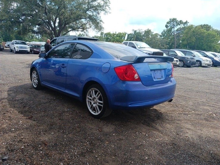 2006-scion-tc-runs/moves-base-image-7
