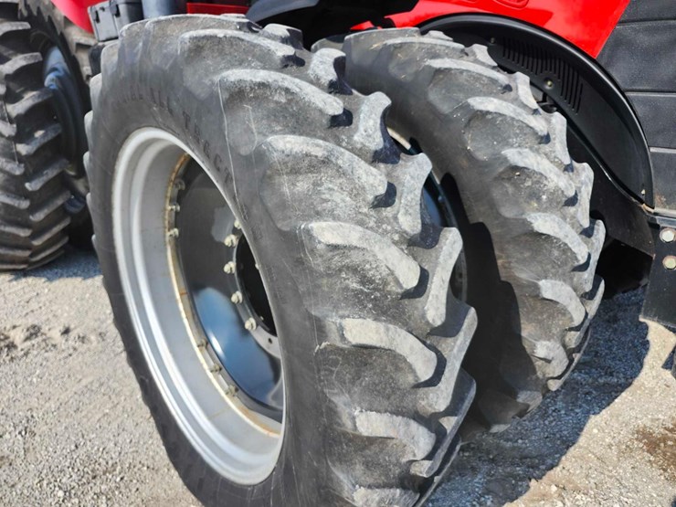 2009-case-ih-magnum-275-image-19