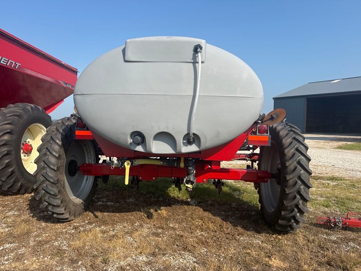 case-ih-2800-image-5