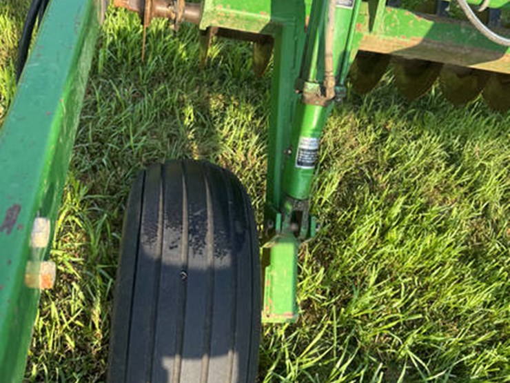 john-deere-714-image-10