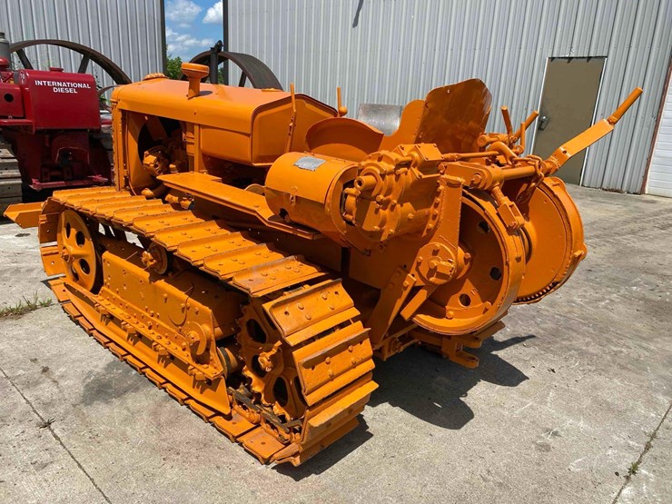 oliver-ag-6h-ag-crawler-image-7