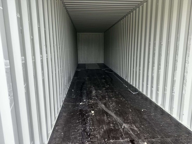 40-ft-shipping-container-image-9