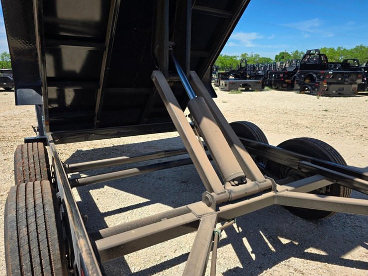 2024-bcl-fabrication-landscape-dump-trailer---heavy-duty-utility-trailer-for-mulch-debris-hauling-image-32