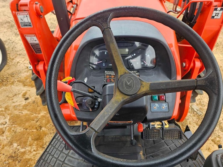 kubota-m6060-image-12
