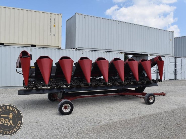 2011-massey-ferguson-830-image-1