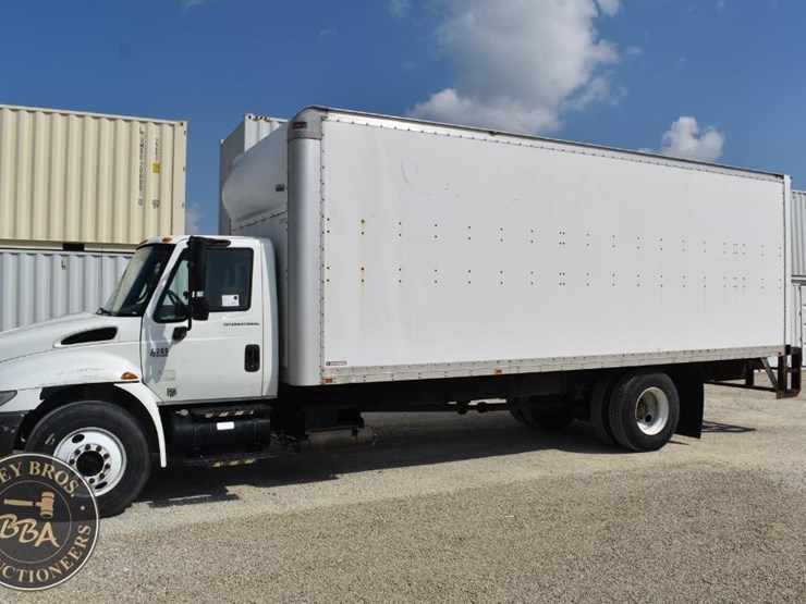 2006-international-durastar-4300-image-5