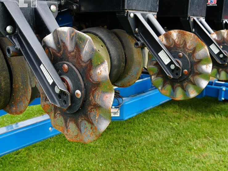 2013-kinze-3600asd-image-10