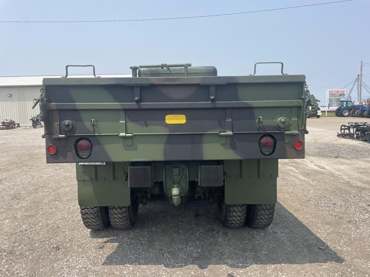 1983-am-general-m923a1-image-3