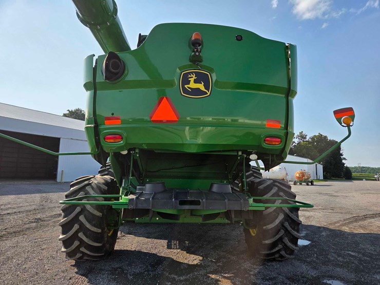 2015-john-deere-s680-image-23