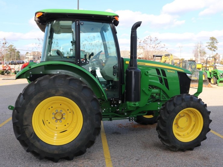 john-deere-5090e-image-4