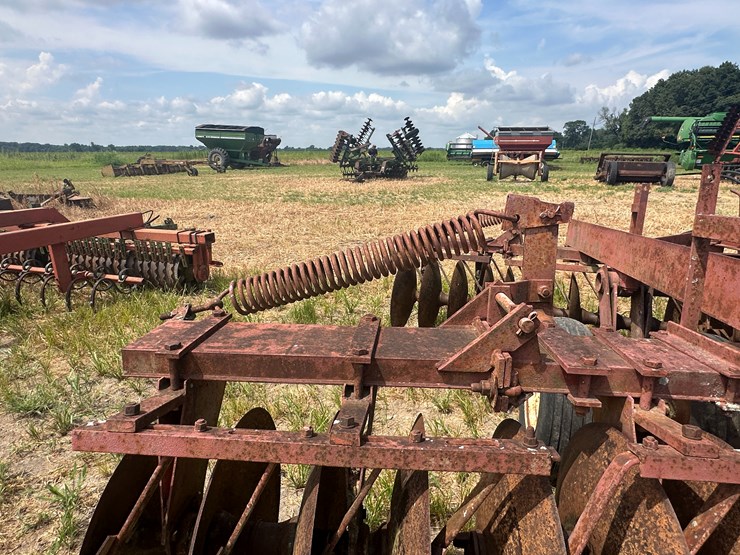 case-ih-480-image-24