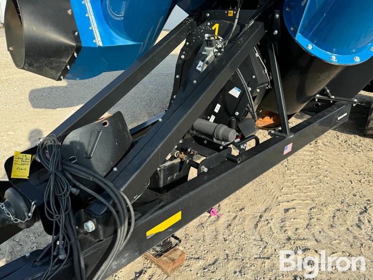 2019-kinze-1305-image-11