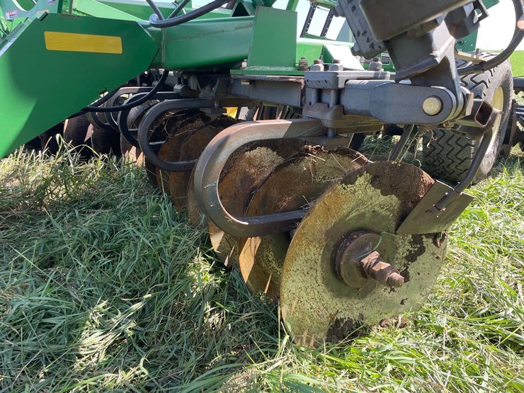 john-deere-637-image-35