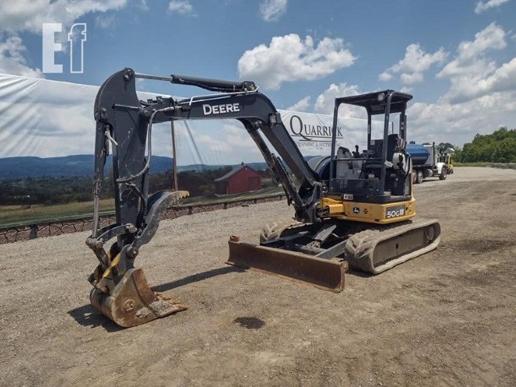 2017-deere-50g-image-46