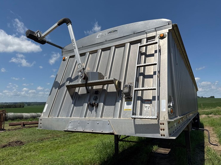 2009-dakota-aluminum-40ft-grain-trailer-image-19