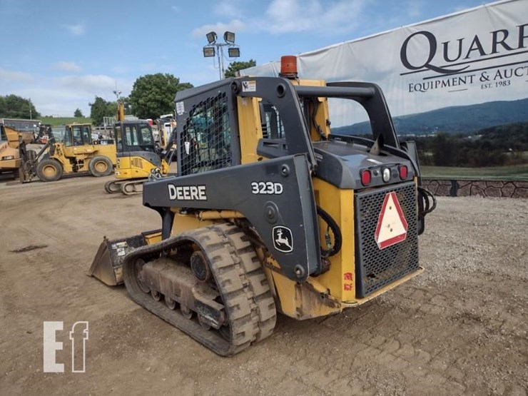 deere-323d-image-39