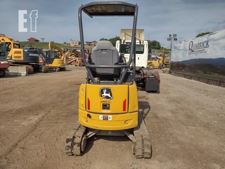 2022-deere-17g-image-4