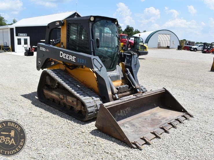 2012-deere-333d-image-14