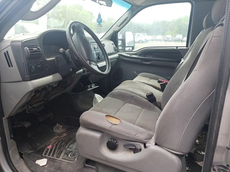 2006-ford-f350-image-4