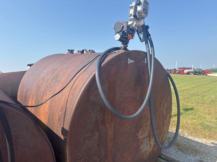 tag-#251,-1000-gal-skid-fuel-tank-image-1