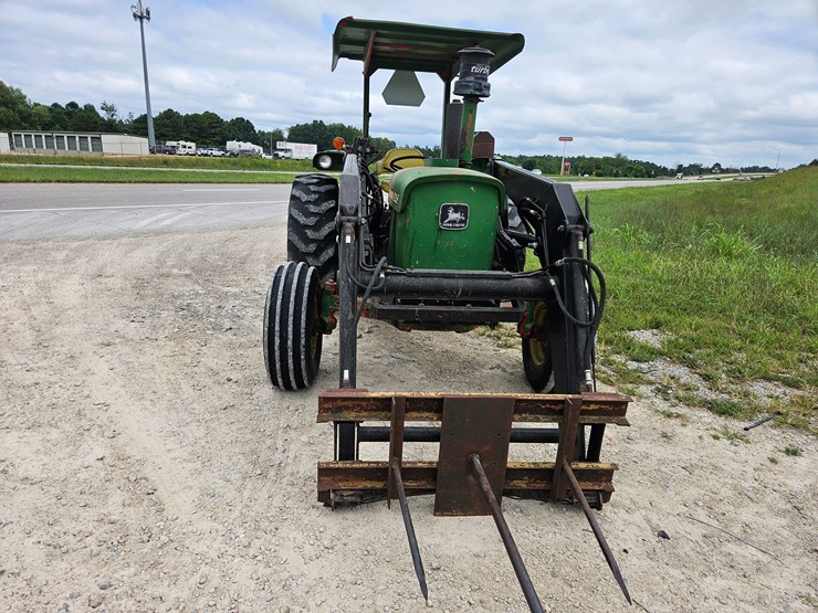 john-deere-2240-image-21