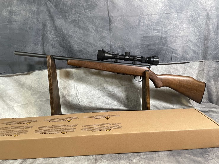 #4453-•-savage-93r17-17-hmr-bolt-action-rifle,-sn:-4161682-image-1