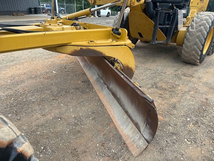 2011-caterpillar-12m-vhp-image-12