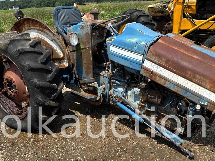 ford-3000-image-1