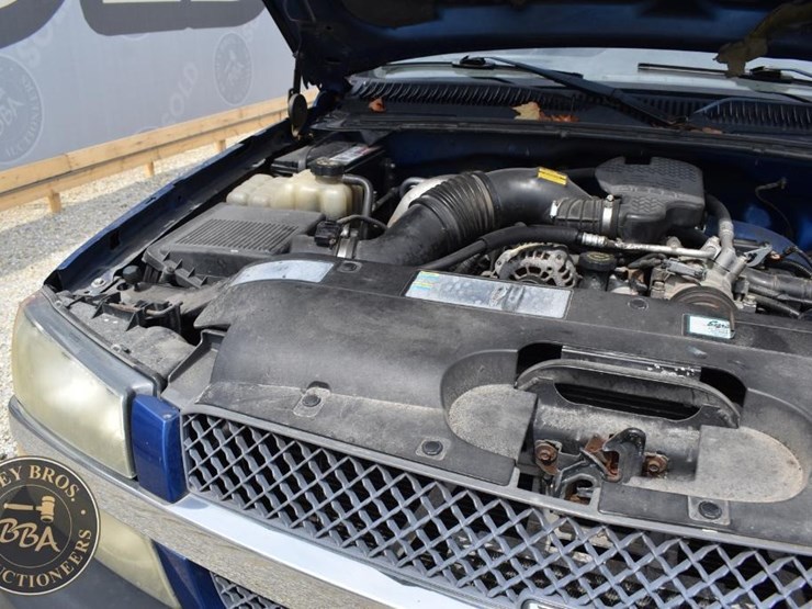 2003-chevrolet-silverado-2500-image-44