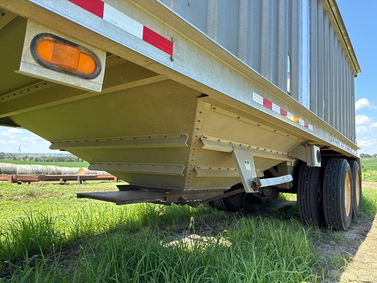 2009-dakota-aluminum-40ft-grain-trailer-image-12