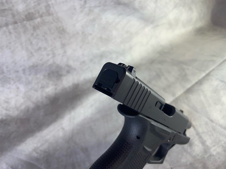 #4389-•-glock-model-43-9mm-luger-pistol,-sn:-aewk121-image-13
