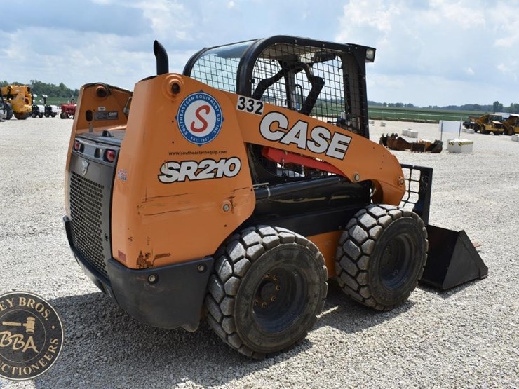 2019-case-sr210-image-15