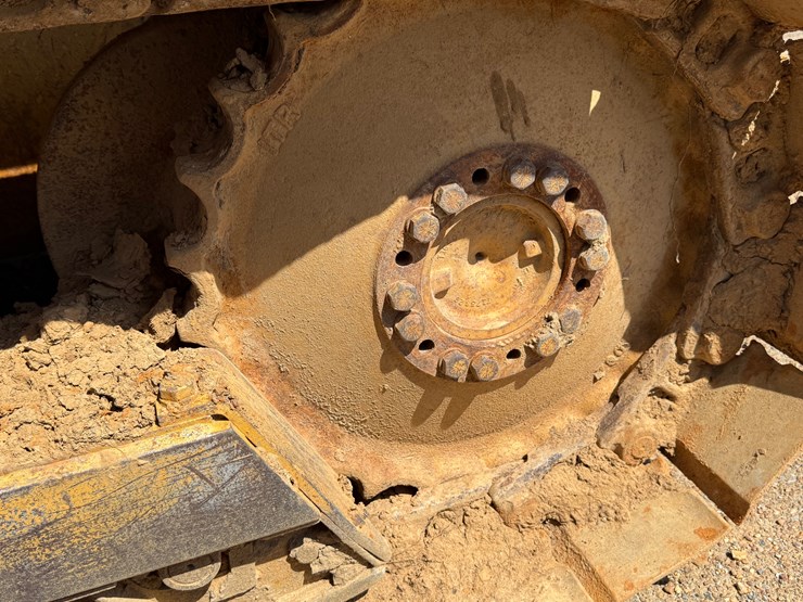 deere-650h-image-12