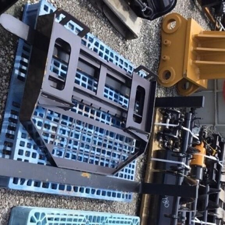 NEW GIYI Skid Steer Fork Attachment