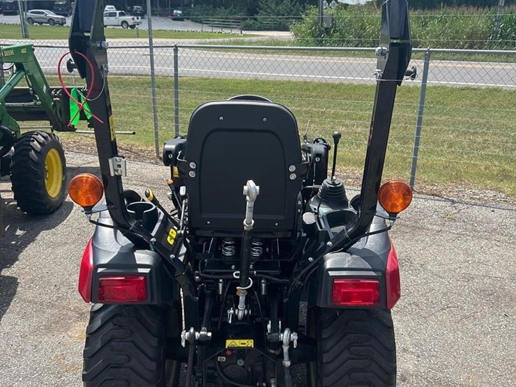 2023-yanmar-223-image-4