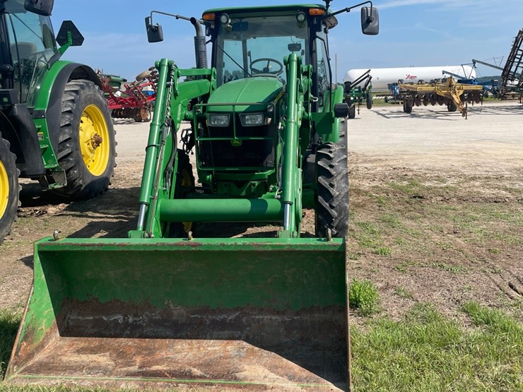 john-deere-5085m-image-2