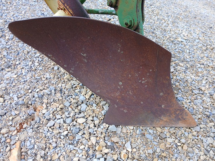 #20857-•-4-bottom-john-deere-plow-3-point-hitch-image-14