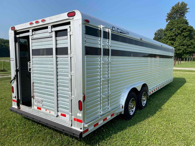 2006-8’x28’-c&c-aluminum-livestock-trailer-image-27