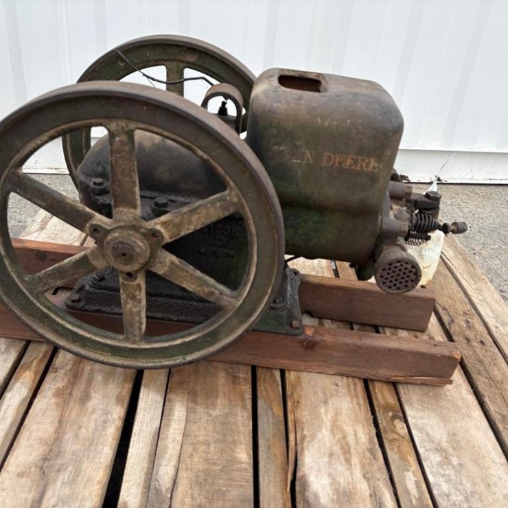 JOHN DEERE 112