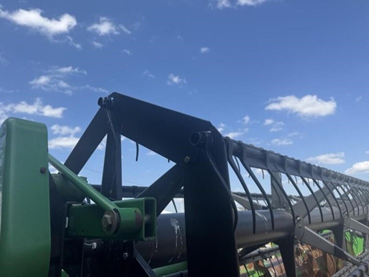 2005-john-deere-620f-image-21