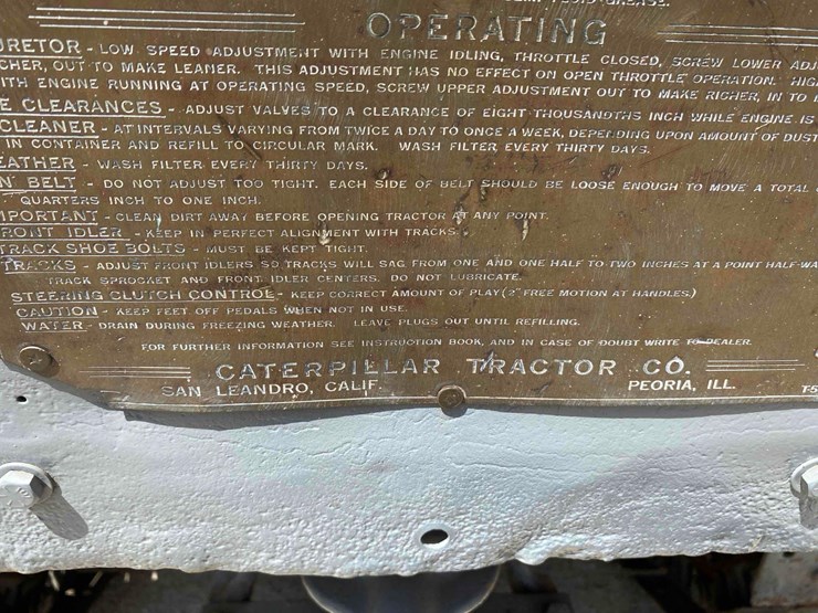 caterpillar-10-ag-crawler-image-26