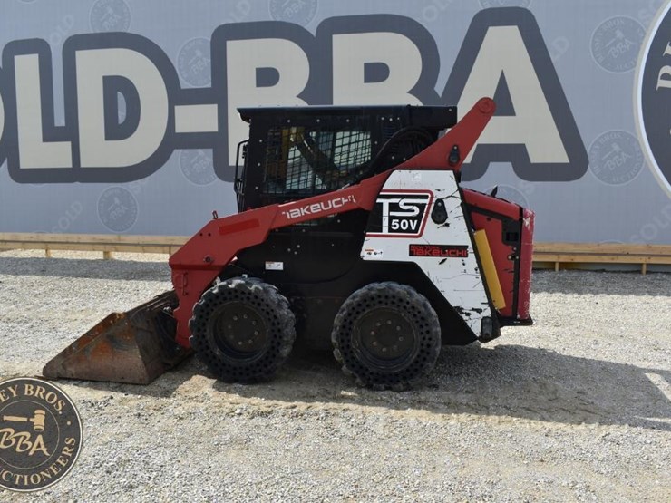 2017-takeuchi-ts50v-image-5