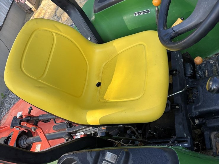 john-deere-3032e-image-6
