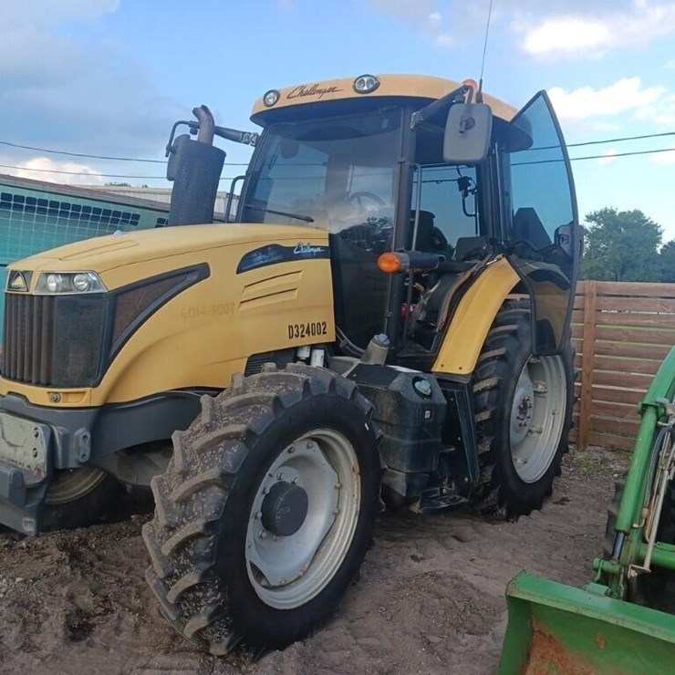 2014 Challenger tractor