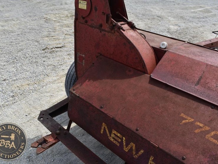 new-holland-770-image-33