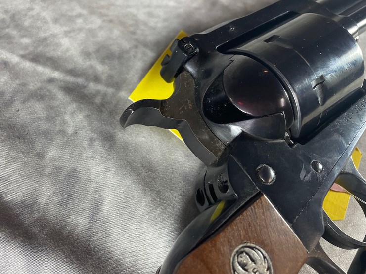 #4403-•-ruger-super-black-hawk-44-rem-mag-revolver,-sn:-82-38458-image-6